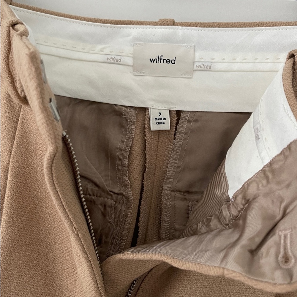 Aritizia | Carrot Pant in Tannin - Picture 5 of 5